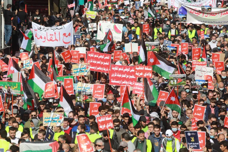 Hundreds protest in Jordan against water-energy deal with Israel