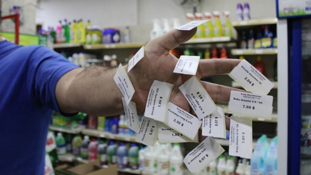 How Lebanon is replacing the collapsing lira with the dollar